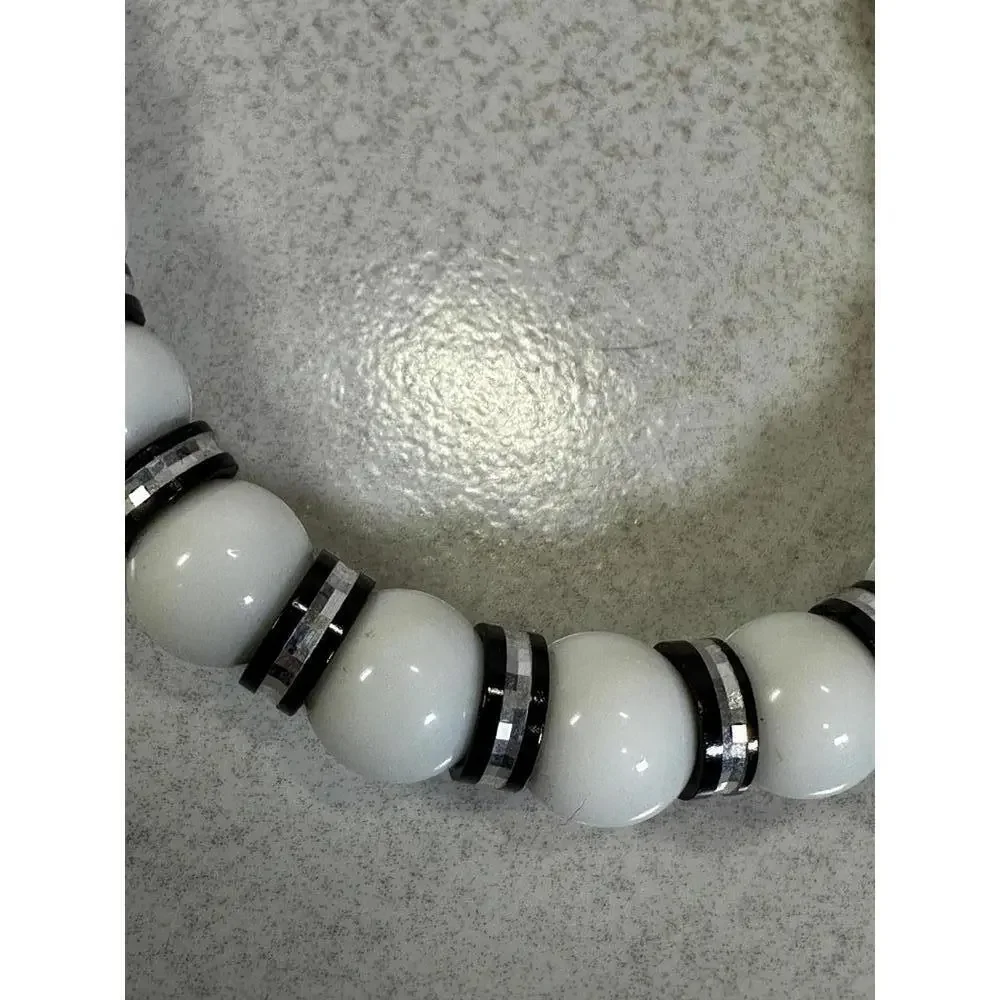 VTG Mod White Lucite Bead Necklace Black Silver Spacer 24”